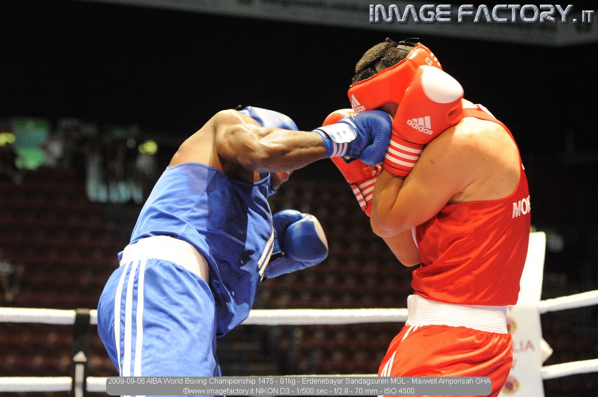 2009-09-06 AIBA World Boxing Championship 1475 - 81kg - Erdenebayar Sandagsuren MGL - Maxwell Amponsah GHA